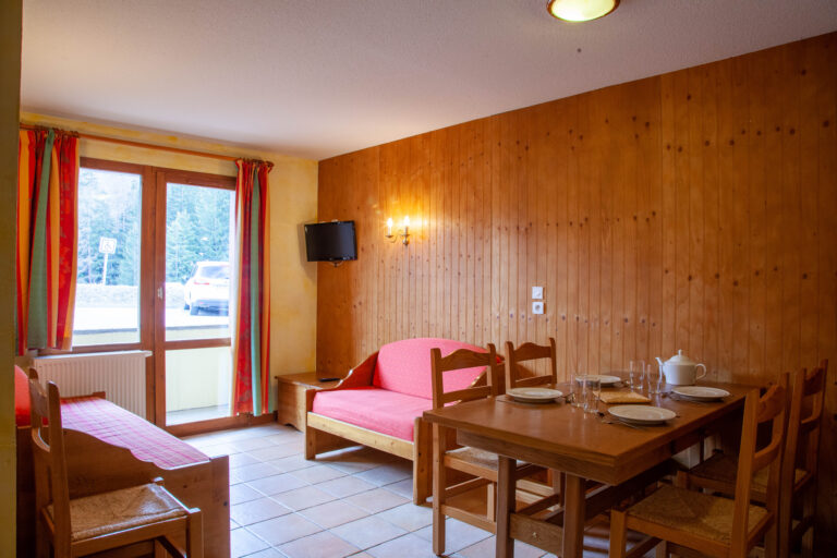 1-VCH-Types-Appartement-4-6cabine-sejour